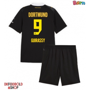 Borussia Dortmund Serhou Guirassy #9 Udebanesæt Børn 2026-27 Kort ærmer (+ korte bukser)
